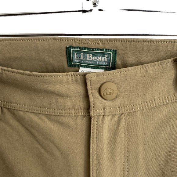 LL Bean Convertible Cargo Pants Mens Size 40x30 Khaki Stretch Outdoors Hiking - Picture 3 of 7